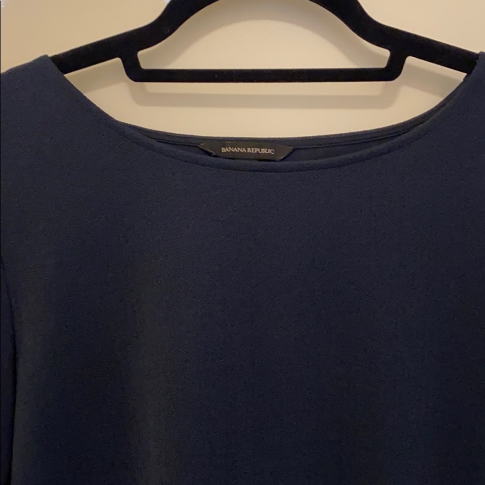 Banana Republic navy top - Picture 4 of 5